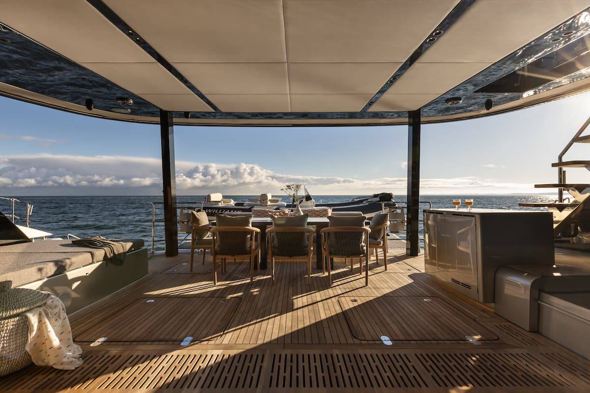 otoctone-catamaran-corse