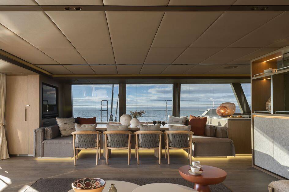 otoctone-catamaran-corse-salon-2